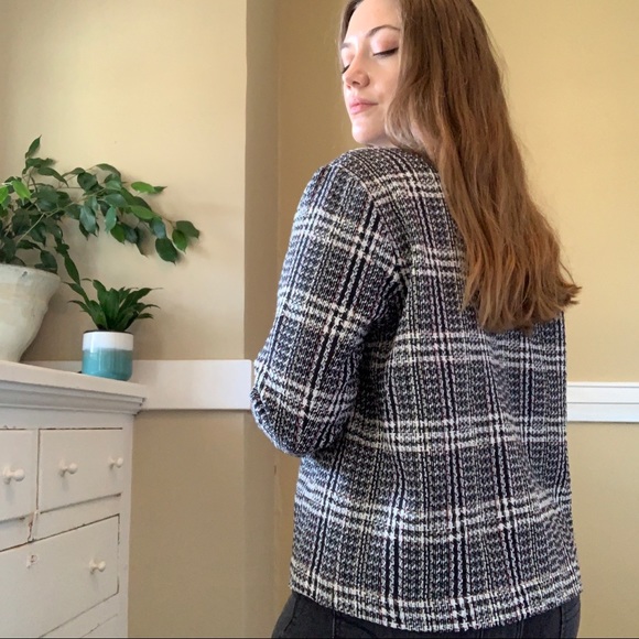 DONATED Black and white tweed plaid Chanel style jacket - Picture 6 of 7